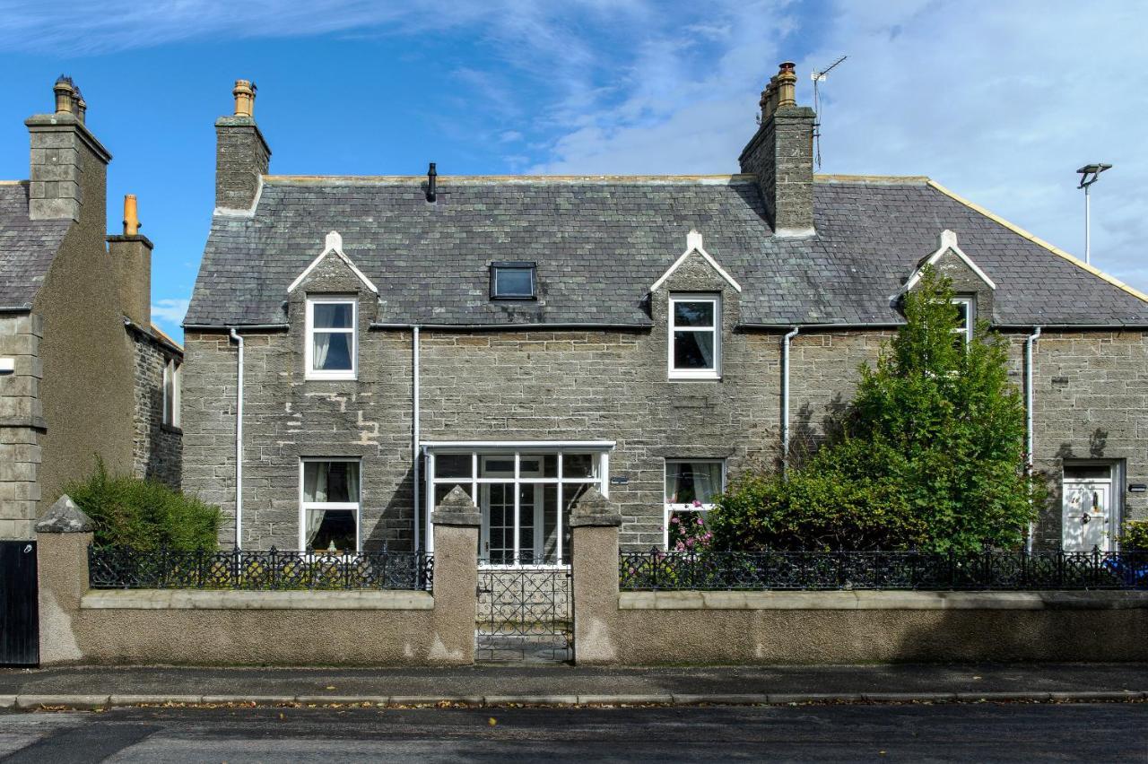 Charming Townhouse On North Coast 500 Route, Wick Villa Wick  Exterior photo